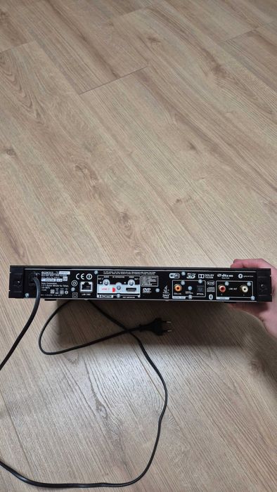 Odtwarzacz Blu-ray Sony UHP-H1 wi-fi 3d