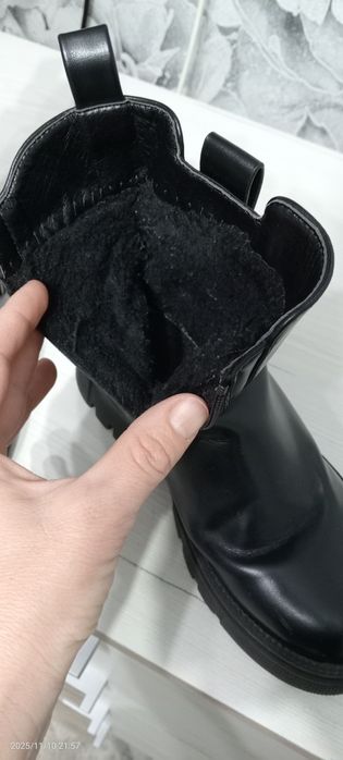 Зимові чобітки Челсі