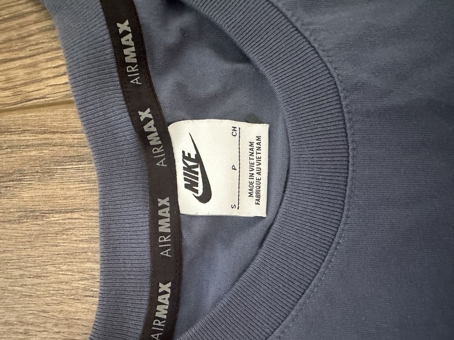 Футболка Nike AirMax