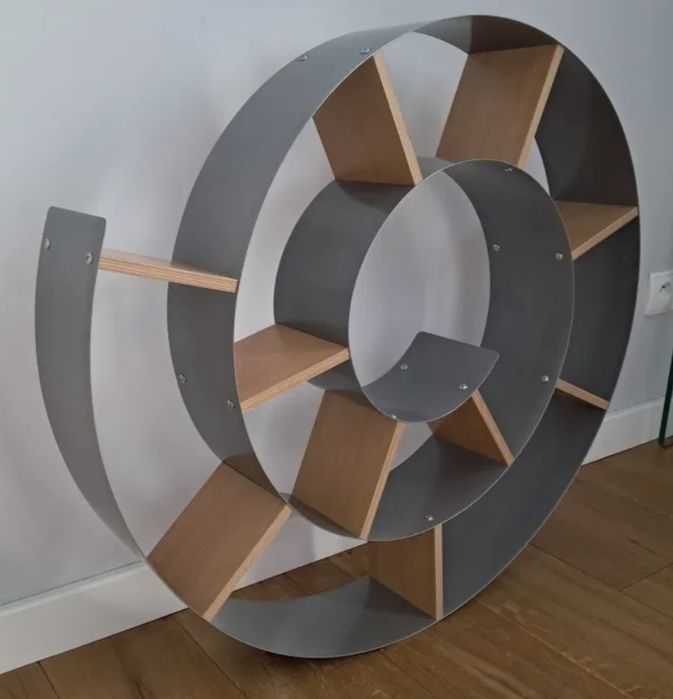 Półka wisząca ślimak na płyty CD dvd zadbana