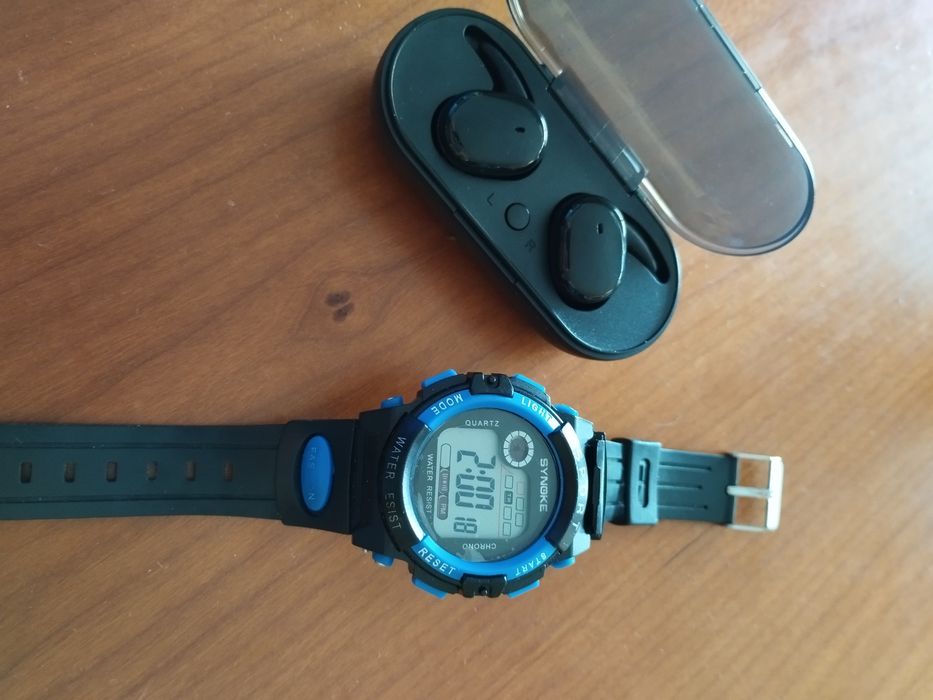 Earphones sem fio + relógio