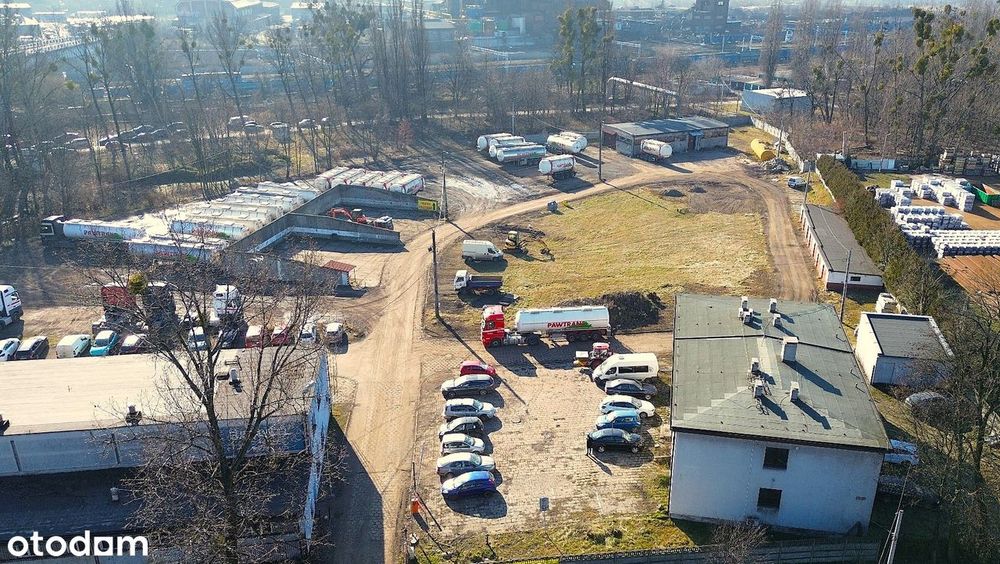 Działka inwestycyjna z budynkami 1,2 ha duża możliwość wykorzystania ! - Więcej