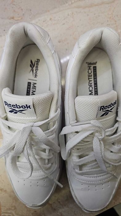 Buty sportowe Reebok, rozm 36,5 białe - jak NOWE