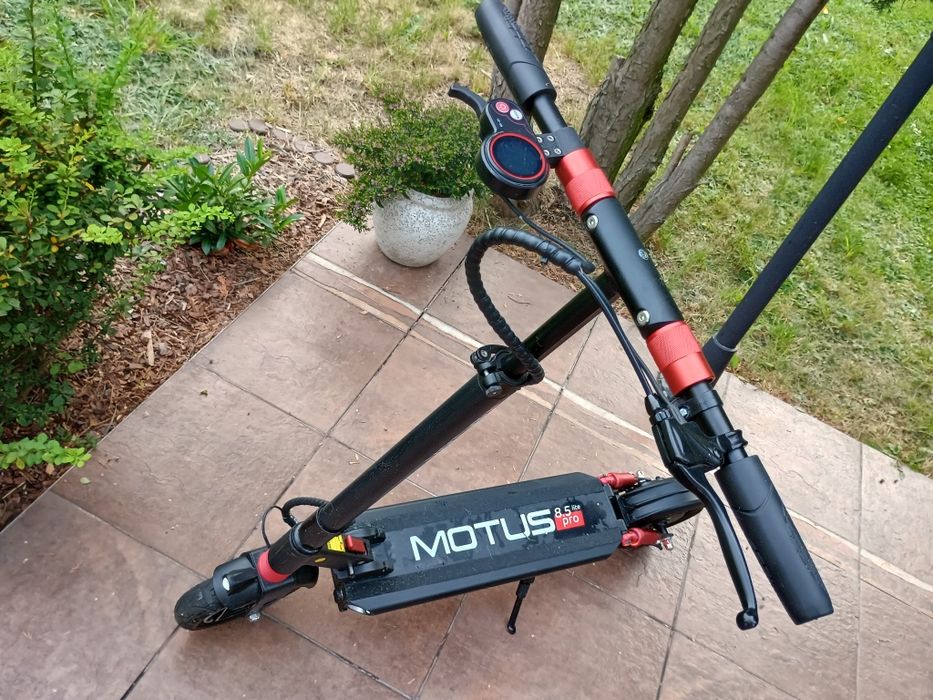 Hulajnoga elektryczna motus 8.5 pro lite