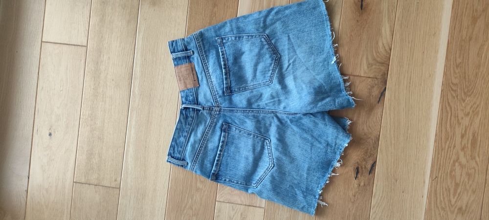 Spodenki jeansowe Stradivarius 36