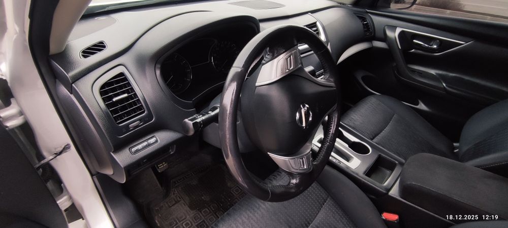 Nissan altima 2.5 атмосфера, автомат