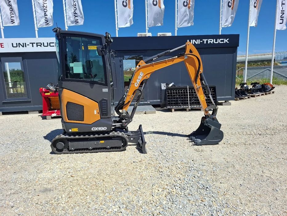 Case CX19D  CASE CX19D – mocna minikoparka do zadań specjalnych