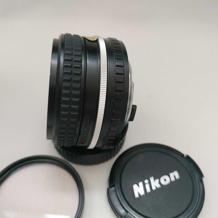 Nikon Series E 28mm 1:2.8 szeroki kąt