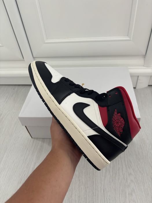 Nike Air Jordan 1 Mid Gym Red Panda 43 sneakers streetwear