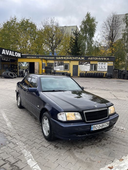 продам автомобіль Mercedes-Benz W202 C200