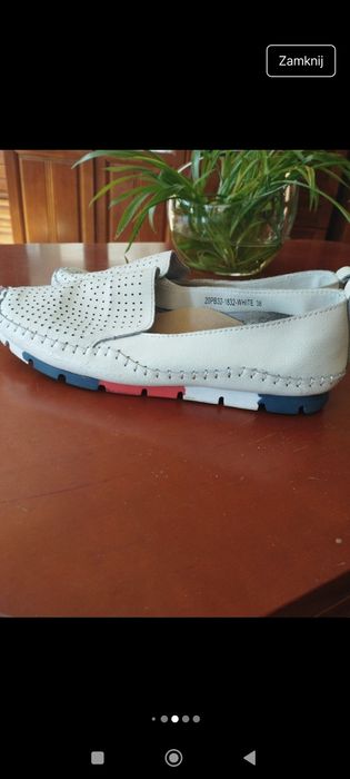 Buty mokasyny biale