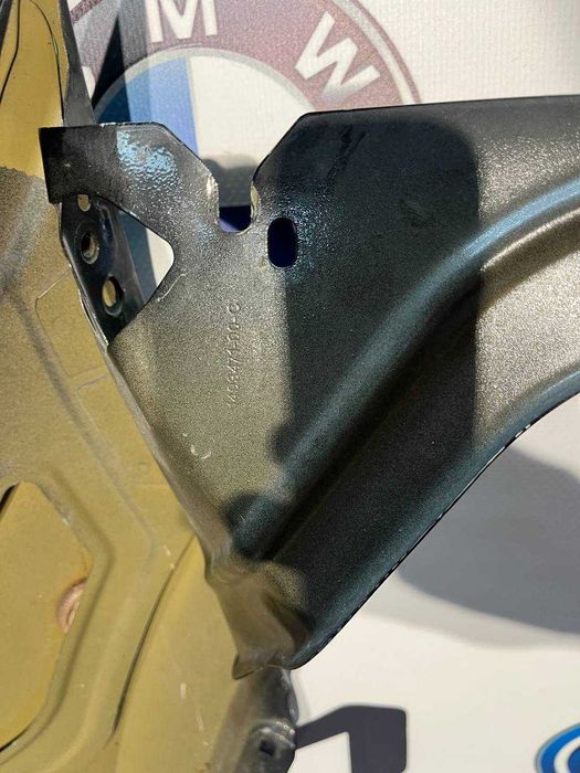 Крило ліве переднє Tesla model y pbsb