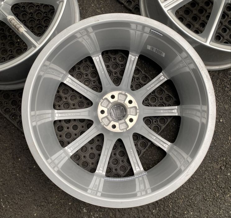 Диски Audi R21 A6 Q5 RS6 S6 Etron оригінальні 4K0601025AA