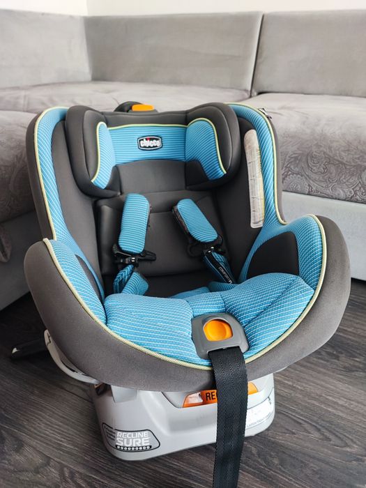 продаж авто крісла  chicco