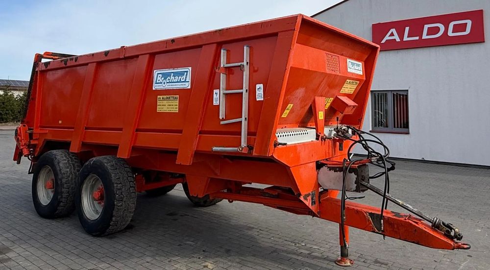 Brochard B.G. 190  Rozrzutnik obornika / przyczepa objętościowa Brochard – 8 ton | 2001 r
