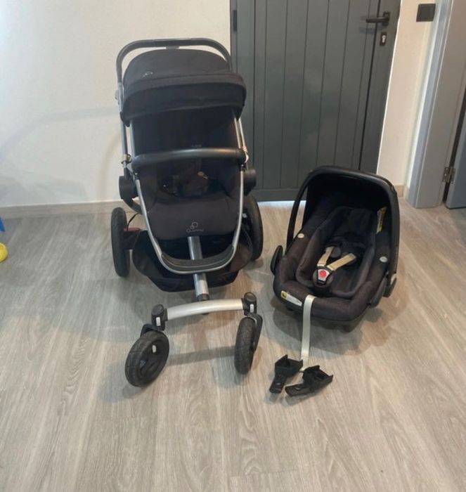 Carrinho de bebé + Ovo de transporte