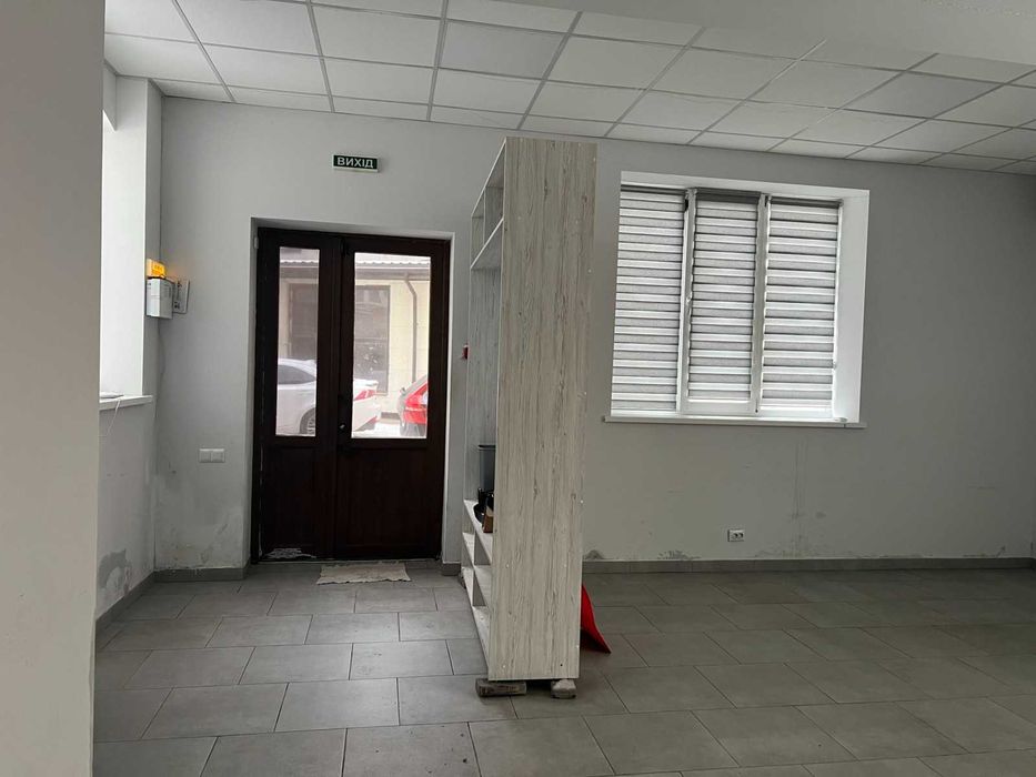 Здам коммерційне приміщення на Замості 3030