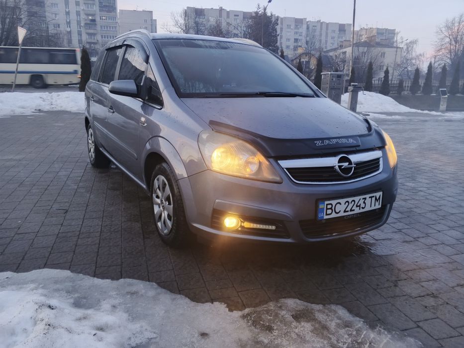 Opel Zafira Опель Зафіра 1.8 Газ/бензин