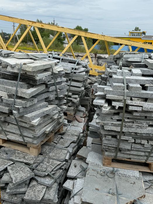 Брекчия гранитная Брекча із граніта