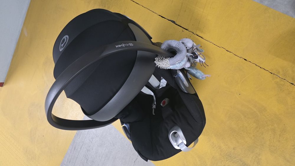 Cloud Z Plus + Isofix Base Z