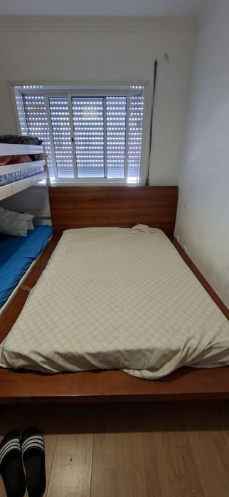 Cama casal com colchão