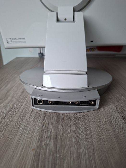 Monitor samsung SyncMaster 173PPLUs (R) rok 2006