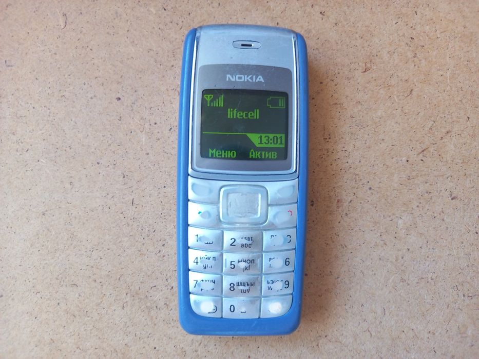 Телефон Nokia 1110
