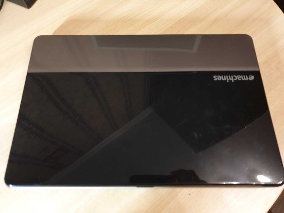 Ноутбук Еmachines e440 на запчастини