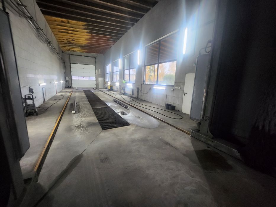 Do wynajęcia funkcjonalna hala 175m2 z wiatą