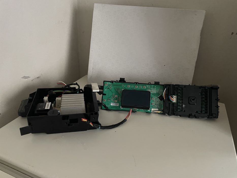 Плата і модуль пральноі машинки.. Beko”