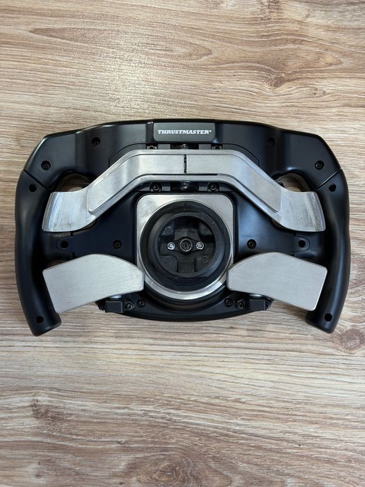 Kierownica Thrustmaster Ferrari formula sf1000