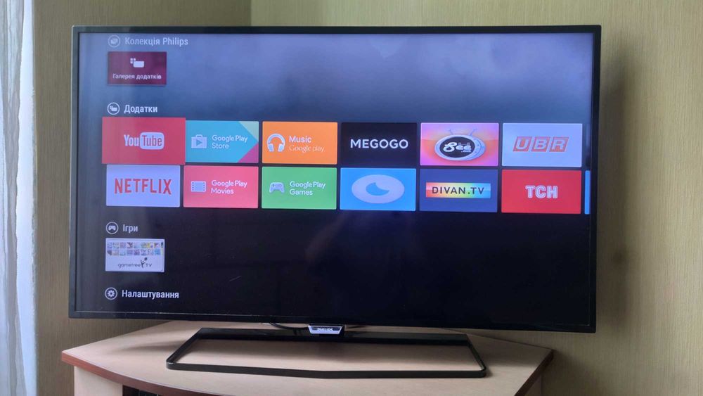 Телевізор рідкокристалічний PHILIPS 40#