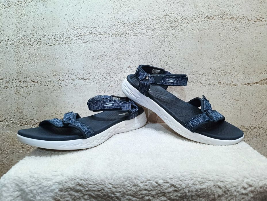 Damskie sandały SKECHERS ON THE GO 600 r.40 stan bardzo dobry