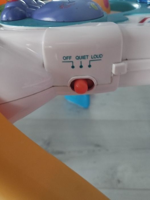 Jeździk pchacz chodzik stolik dla dziecka edukacyjny interaktywny 3w1