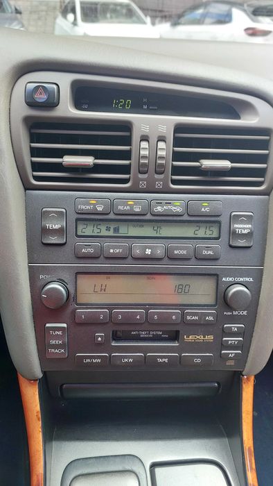 Lexus GS300 1998 S160