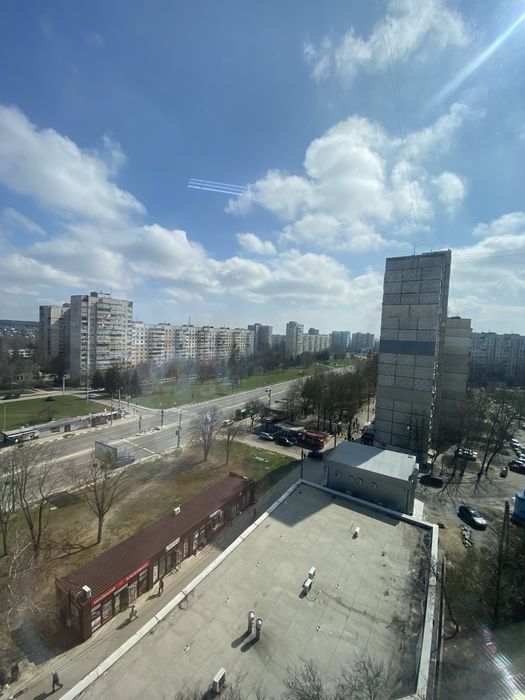 Продам 4 квартиру, пр. Л. Свободы 39, м. « Победа»