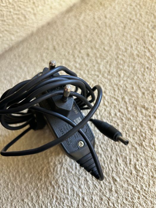 Fonte de Alimentação com Conector DC – Não Testada