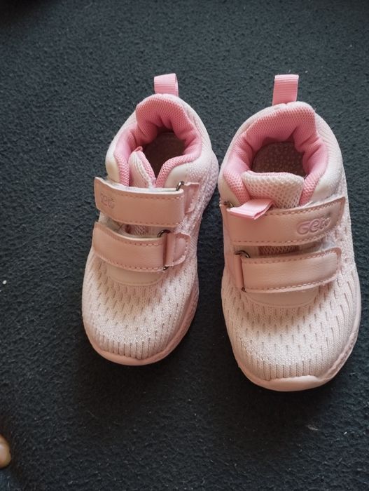 Buty dla dziewczynki