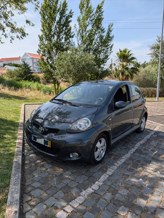 Aygo Toyota 1.0 - muito económico