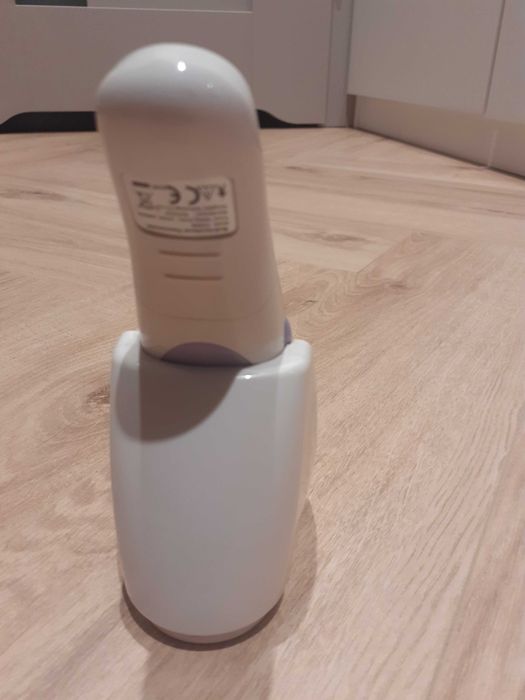 Bezdotykowy termometr elektroniczny ucho czoło
