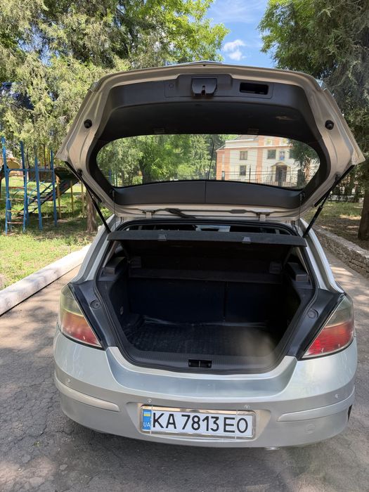 Продам ОПЕЛЬ АСТРА 1.6 газ