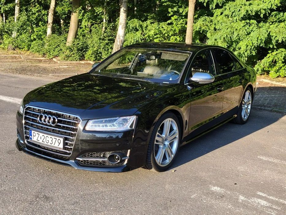 Audi S8