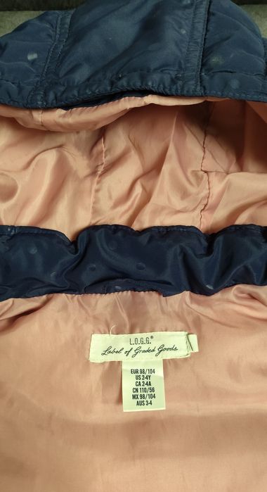 Безрукавки на 2-4года,5-6лет