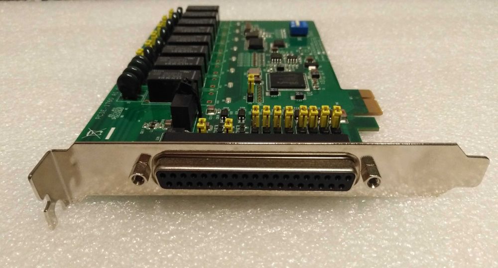 Advantech PCIE-1760 A1 | Karta z wyjściami przekaźnikowymi PCIExpress