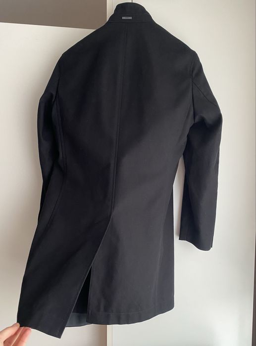 Hugo boss тонкий плащ
