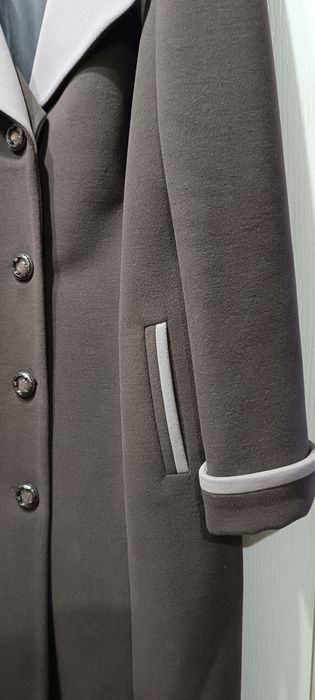 Пальто жіноче демісезонне