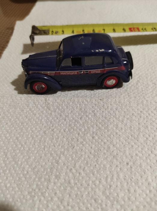 Машинки  железные