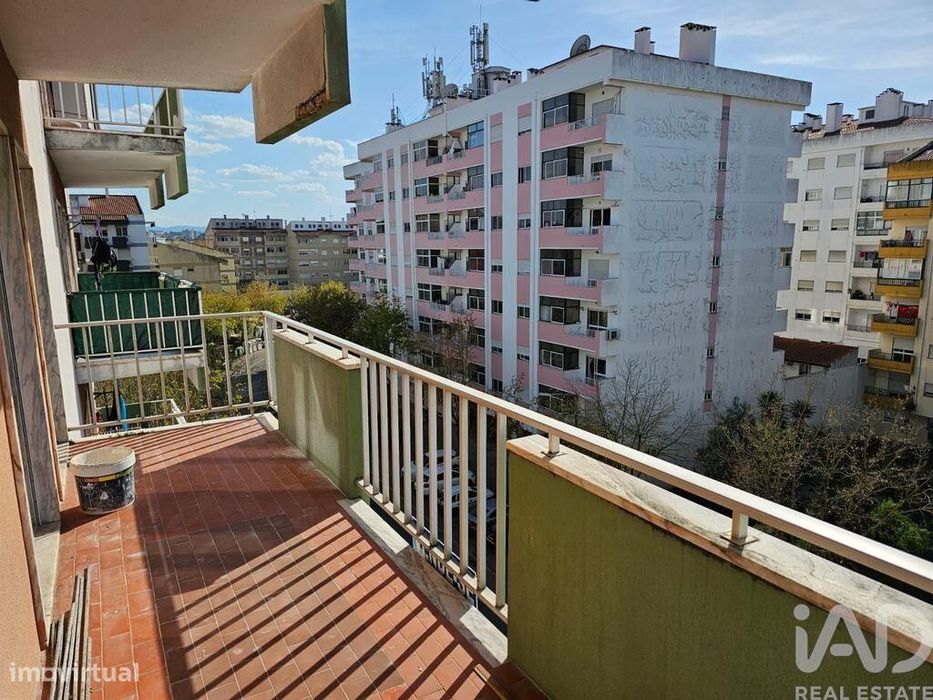 Apartamento T3 em Marrazes e Barosa de 103 m2