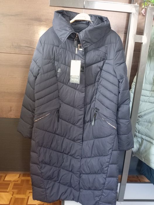 Продам новые, розпродаж пальто