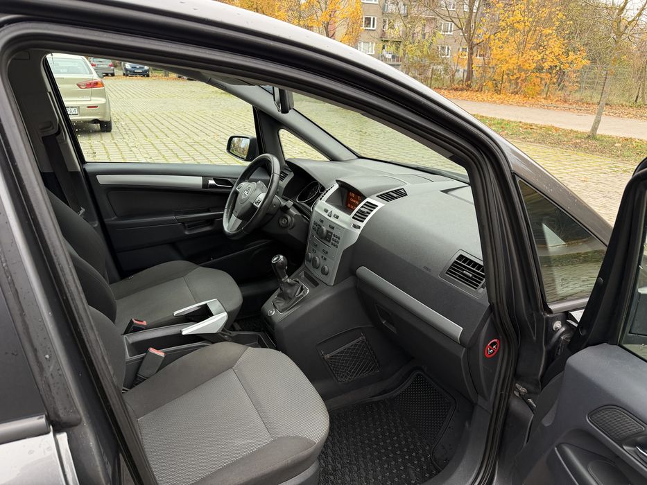 Opel Zafira B benzyna +lpg